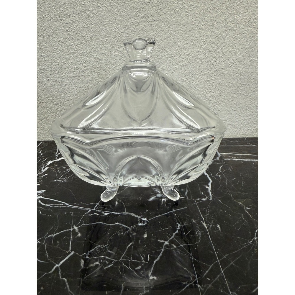 Shannon‎ Crystal by Godinger Serenade Covered Candy Box Footed Glass Dish 43784